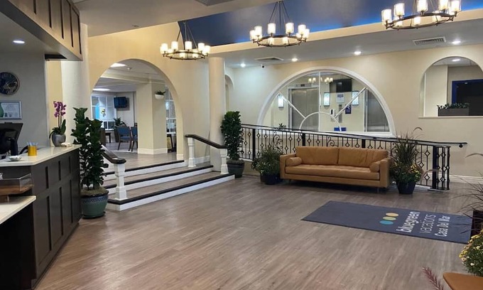 Ormond Shores Condo | ENJOY 5 NIGHTS FOR THE 2025 DAYTONA 500 AT CASA DEL MAR ORMOND BEACH n2/12-2/17n