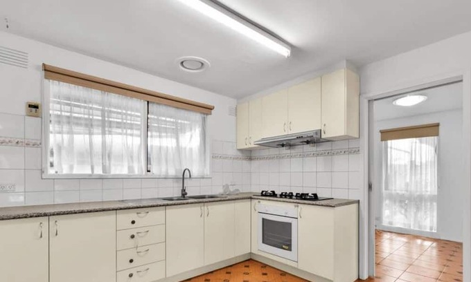 Springvale South House | Springvale Single Room for Rent