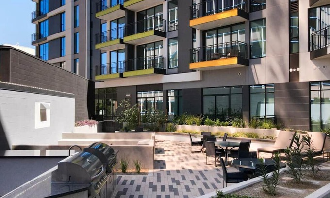 Downtown Tucson Apartment | Barsala l Fully-furnished 1BD in the heart of Tucson