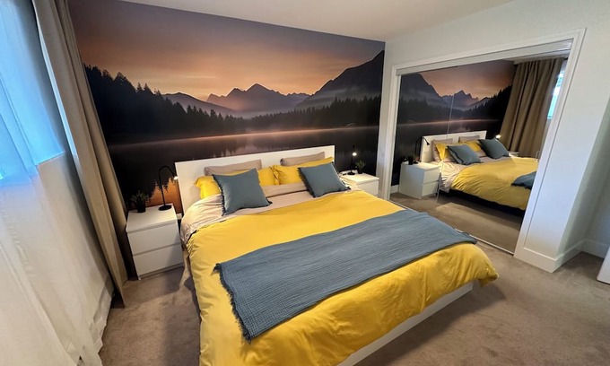 Ladysmith Apartment | Cozy 2BR Apt with WiFi, sleeps 6; Walk to Trails & Beach in Charming Ladysmith