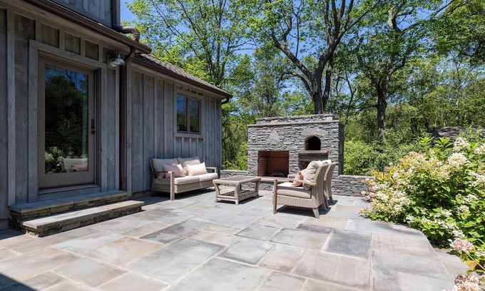 Rhinebeck House | Country Modern 4-bedroom house in delightful Rhinebeck with Pool, AC, WiFi