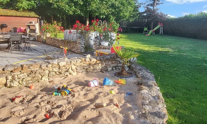 Mecringes House | Homerez - Charming Countryside House in Mécringes with Private Pool