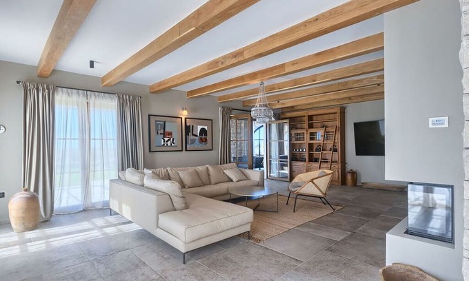 Finida Villa | Katarina van Maladel