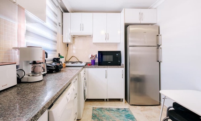 Sakarya Apartment | Huge Duplex Flat w Terrace Near Bilgi University