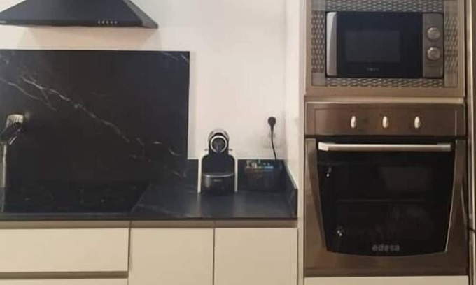 Patraix Apartment | Elegant ground floor in Valencian