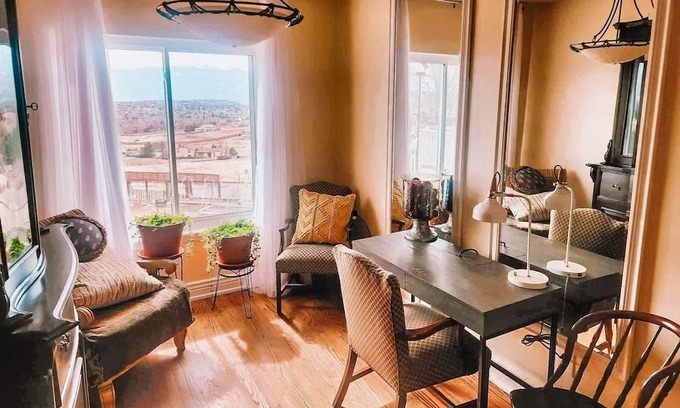 Northeast Colorado Springs House | Duplex Home w/Magnificent View Pet Friendly/AF