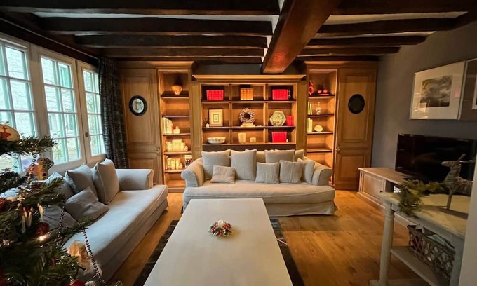 Fontevraud-l'Abbaye House | Charming 2-bedroom house nestled in the heart of a picturesque French village