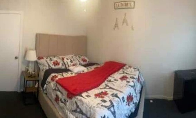 Queens Apartment | Travel Nurse Hot-Spot