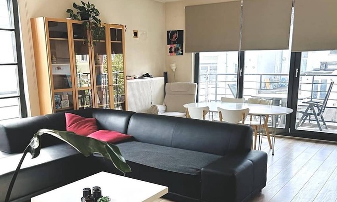 Brussels Apartment | Charming Apartment - 3 min. walk from Brussel-Midi Station