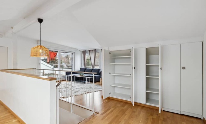 Wiedikon Apartment | Bright and Cozy APT `17 min away in the center