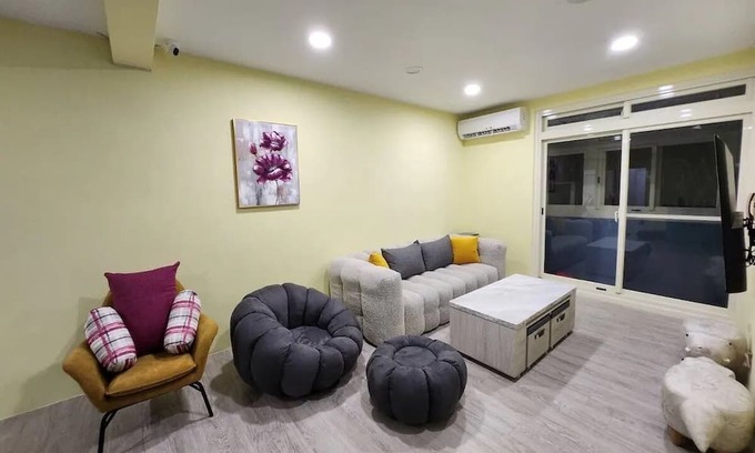 Xinyi Apartment | Luxury Xinyi district - Walking Distance to City Hall MRT, Taipei 101