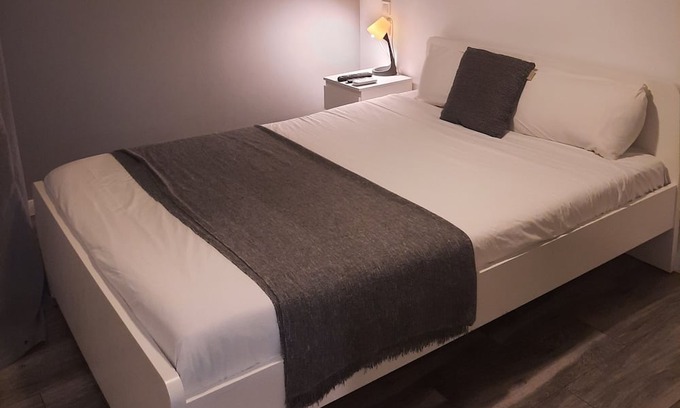 Benicalap Apartment | Special Suites With Jacuzzi
