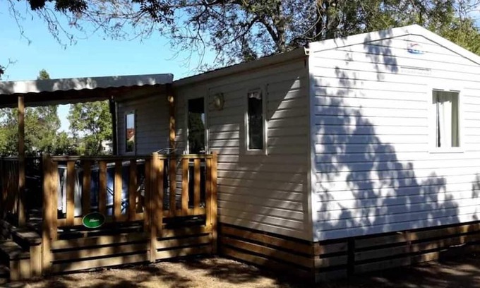 Autun House | Camping 3 étoiles - eeiiha