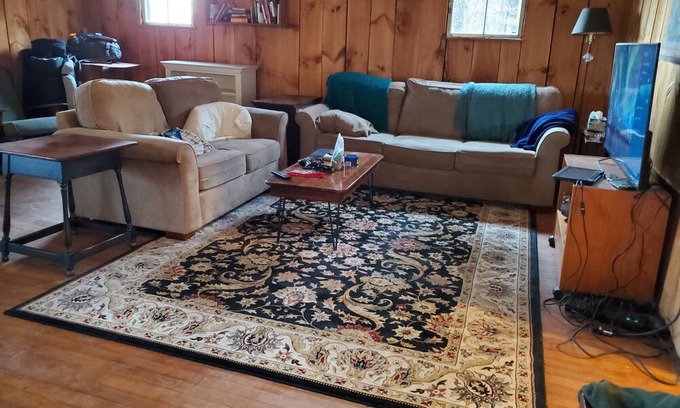 Ripton Cabin | Cozy Cabin on Robert Frost Mountain in Ripton, Vermont