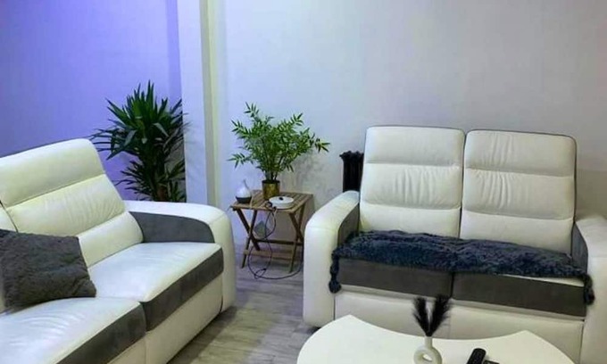 Longvic House | Homerez - Amazing house for 12 ppl. with jacuzzi, garden and terrace at Longvic