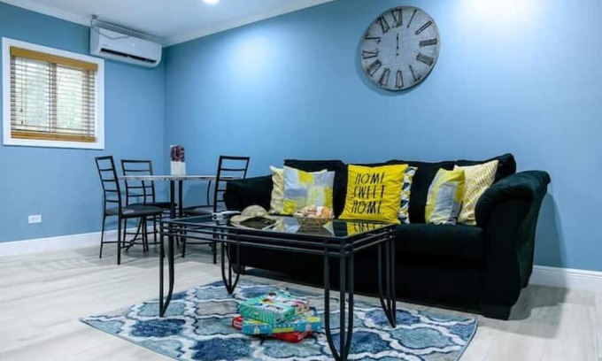 Tar Bay Apartment | Sheer Bliss BeachView Apt #3