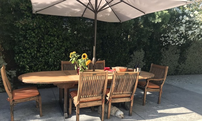 Novato House | Resort living near San Francisco & Wine Country! Private pool, hot tub, firepit