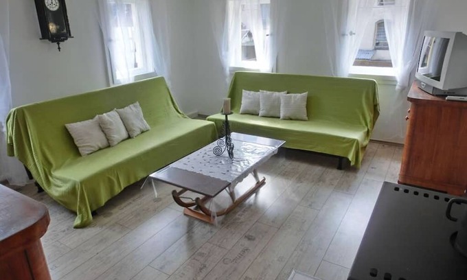 Krippen Apartment | Holiday home Domus Nostalgicus