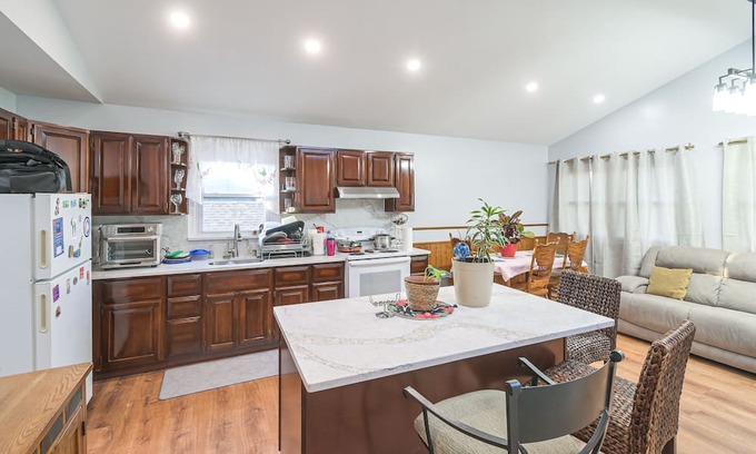 Elmont Apartment | New York Abode w/ Fire Pit, Near Lower Manhattan!