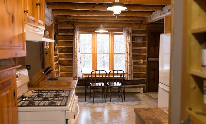 LaPorte Cabin | Unique Northwoods retreat located on 10 acres close to Leech Lake.