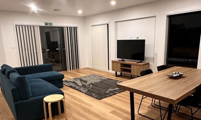 Australian Capital Territory House | A home to remember. Pet friendly home!