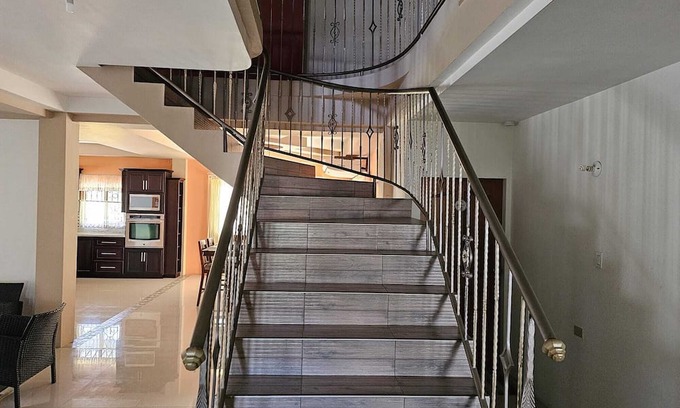 Penal-Debe House | 6 A/C bedroom , 4 full baths, 4500 Sq ft ,10 mins away from city and highway