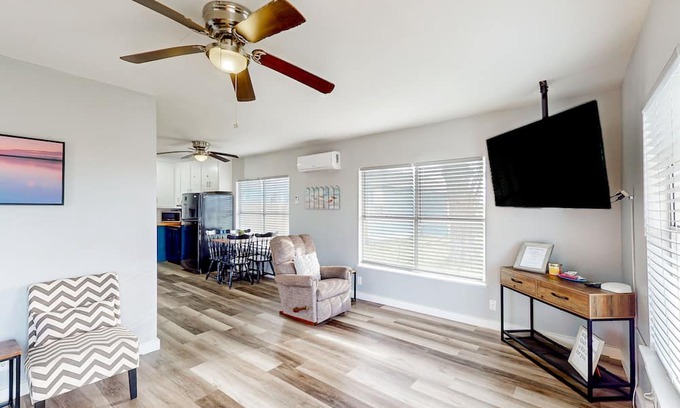 Aransas Pass House | Renovated cottage with private yard, covered patio, & W/D - snowbird-friendly