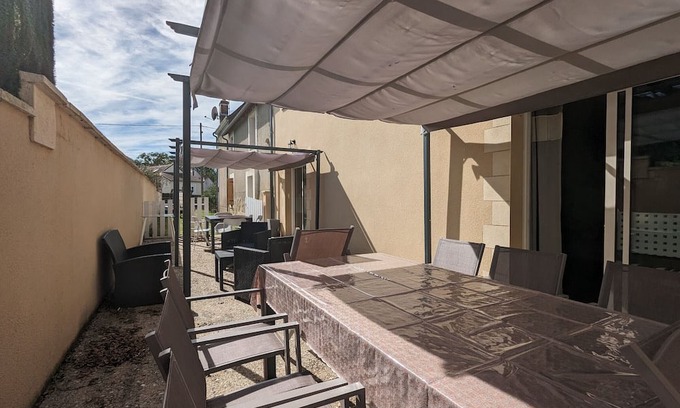 Neuvy-Saint-Sepulchre Bed & Breakfast | Guestroom Neuvy-Saint-Sépulchre, studio flat, 2 persons