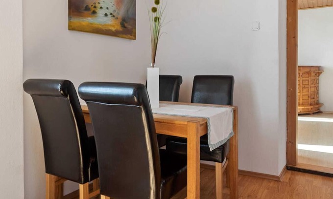 Sandl Apartment | Cosy holiday home with traditional cuisine