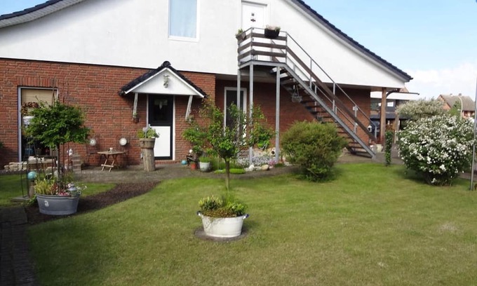 Kirchwerder Apartment | Spacious apartment near seabeach