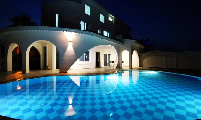 Kadriye Villa | Spectacular Villa with Private Pool in Antalya