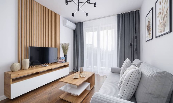 Czyzyny Apartment | Elegant Apartment Kraków by Renters