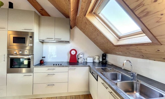 Steenkerke House | Blauwhof - hobbykamer