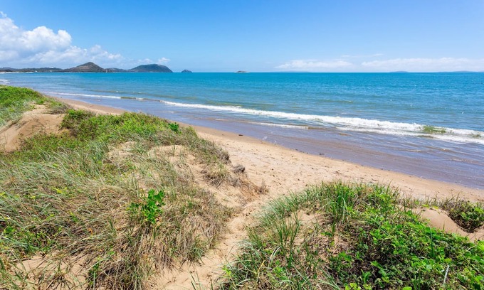 Kinka Beach House | The best spot for your next coastal getaway.