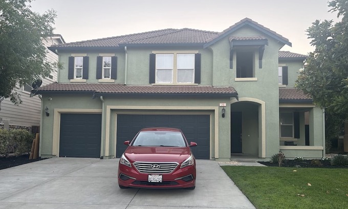 Oakley House | Welcome home to a spacious, quiet, and secure property where your comfort is key