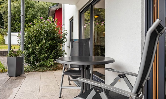 Bad Waldsee Apartment | Apartment '1 Erdgeschoss' with Private Terrace and Wi-Fi