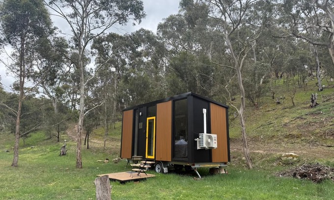 Steiglitz House | Brisbane Ranges Hideaway by Tiny Away