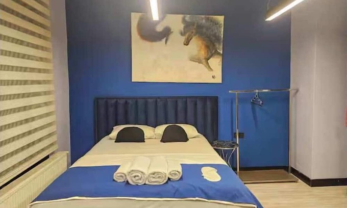 Rasimpasa Apartment | JirHouse Sarıköşk Suite NavyBlue