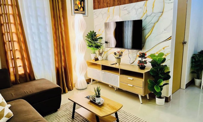 General Santos House | Bloomstone 2BR Family Suite in Gensan