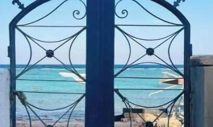 Dahab House | Stunning 2-Bedroom Beachfront Chalet with Private Beach Access in Dahab