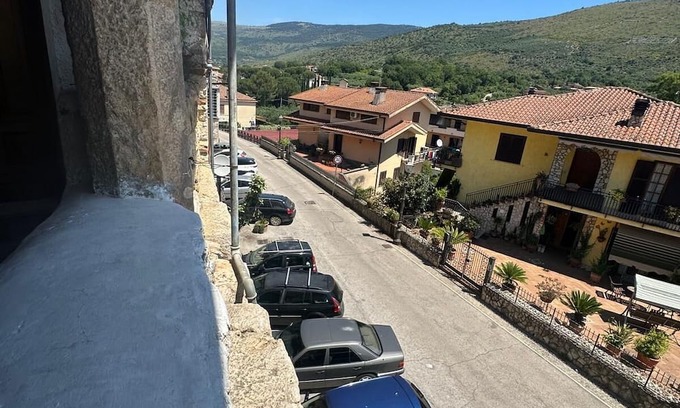 Amaseno Apartment | Ab Imo Pectore House