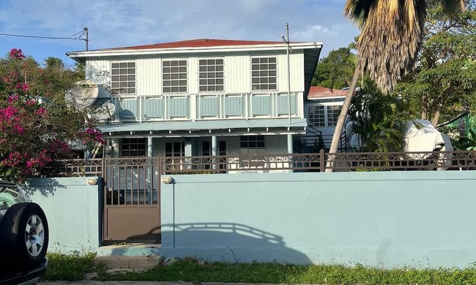 Culebra Pueblo Apartment | Cozy 1-Bedroom Apartment in Culebra – Sleeps 4, Steps from Adventure!