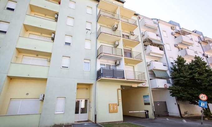 Osijek Apartment | Stylish Apartments with Osijek - Standard Studio