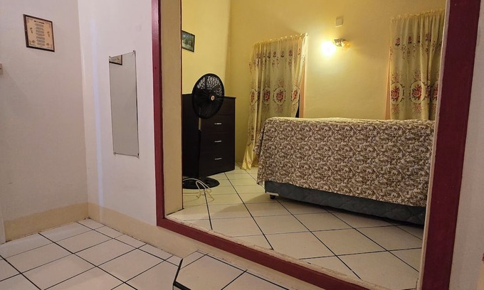 Ciceron House | Charming and spacious 2-bedroom 1 bath house in lovely Castries with WiFi, AC,