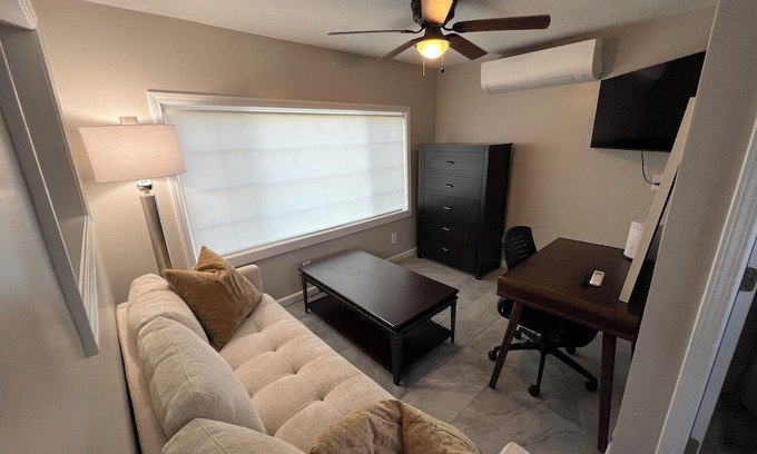 Mattydale House | Charming Tiny House minutes from Syracuse!