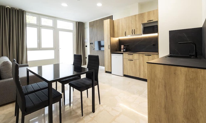 La Malva-rosa Apartment | Vera 1 by Concept Flats
