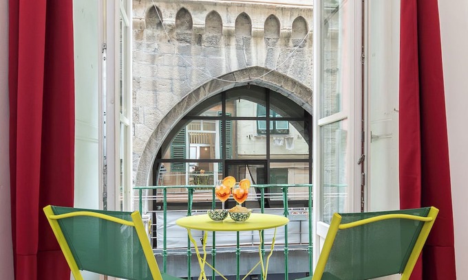 Genoa Historical Centre Apartment | A truly charming property, just 2 minutes from the magnificent cathedral!