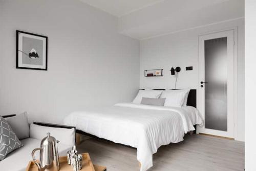 Pelgulinn Apartment | Spacious Studio with Kitchen