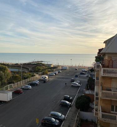 Quartiere XXXIII Lido di Ostia Ponente House | ostia lido splendid