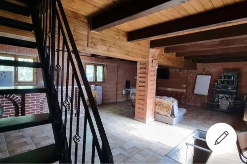 Pielesti Villa | Scarlet House